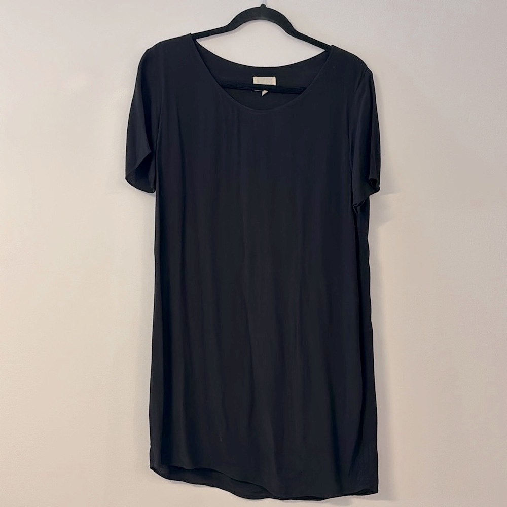 Aritzia Wilfred Free short sleeve black dress